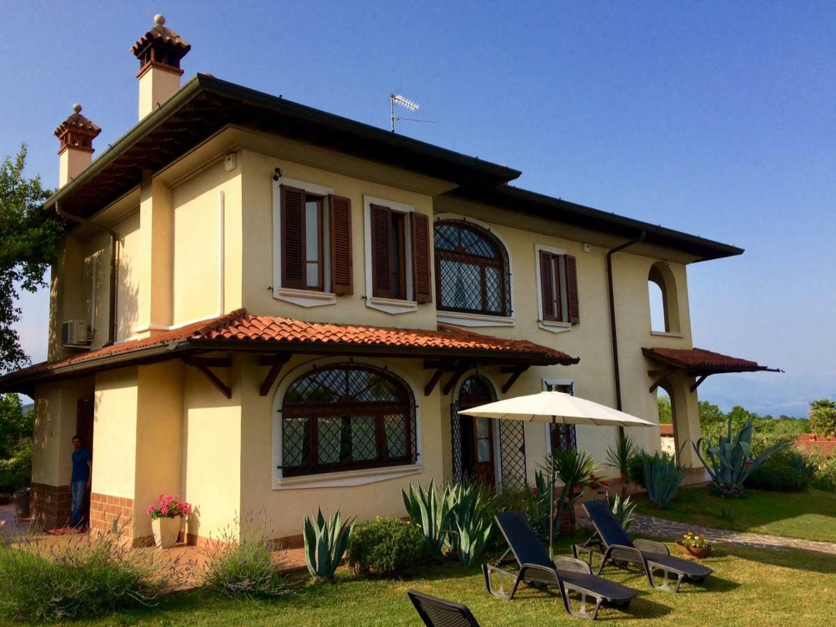 Villa Beatrice Lonato Luaran gambar
