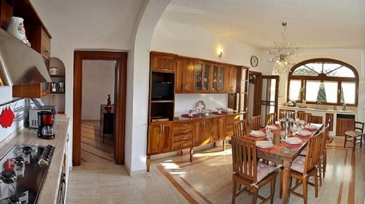 Villa Beatrice Lonato Luaran gambar