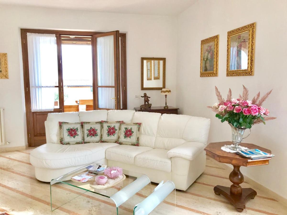 Villa Beatrice Lonato Luaran gambar